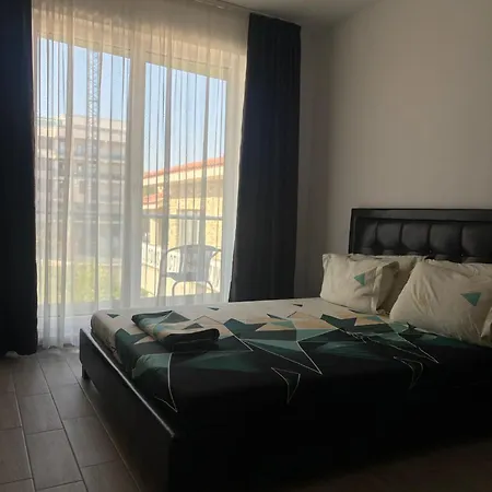 Apartament Serenity Alezzi *